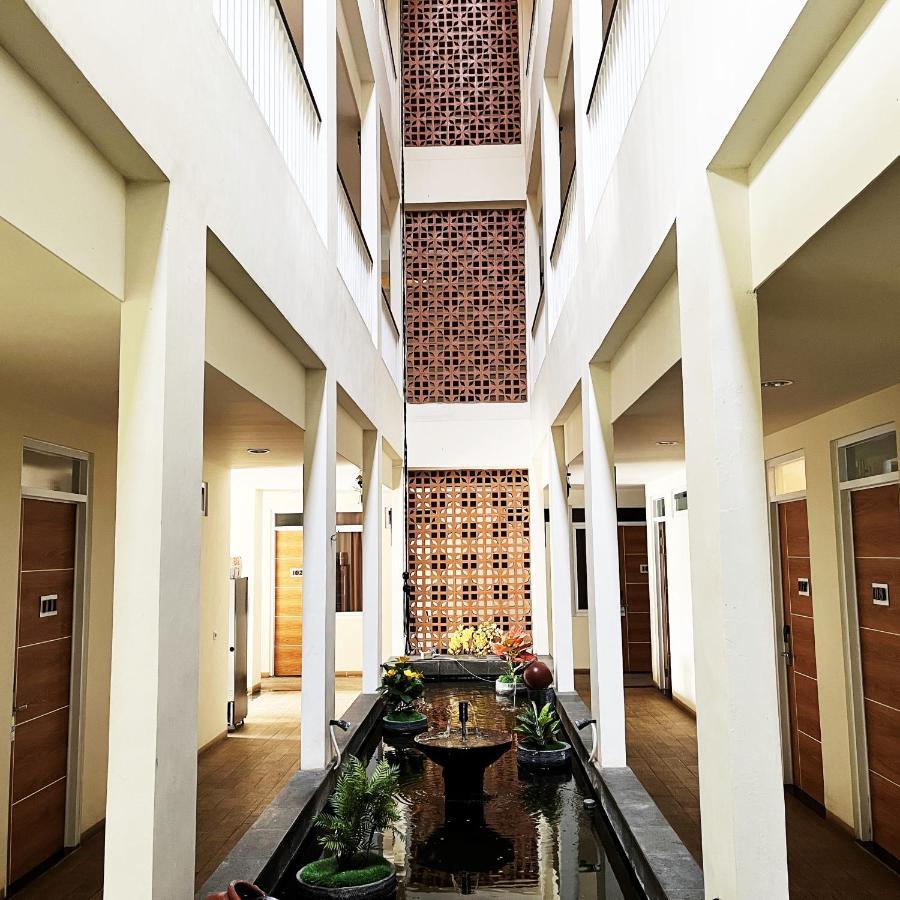 The Home Srengseng Jakarta Exterior photo